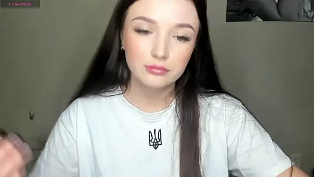 Snapshot of EvaaMillerr99 chatting on 01.21.25 EvaaMillerr99 online show from 01.21.25