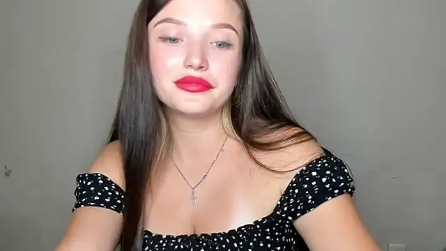 Snapshot of EvaaMillerr99 chatting on 09.11.25 EvaaMillerr99 online show from 09.11.25