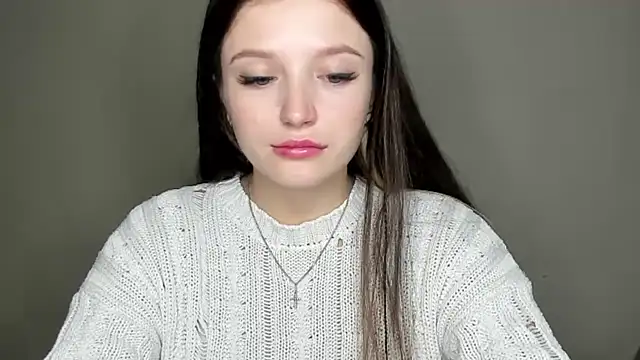 Snapshot of EvaaMillerr99 chatting on 10.20.25 EvaaMillerr99 online show from 10.20.25