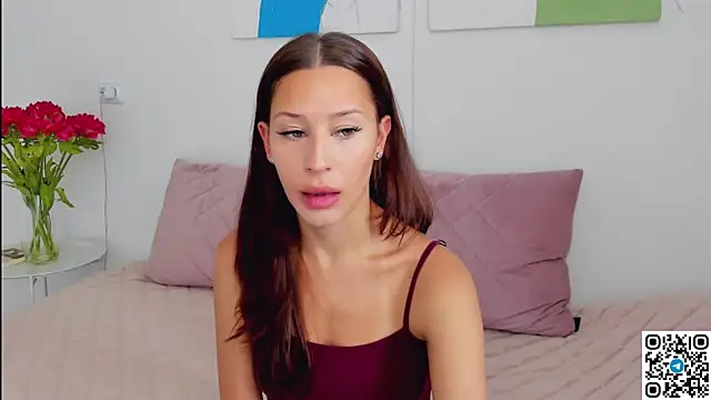 SelenaRousey online show from 06.06.26