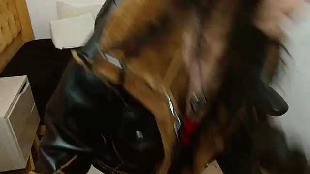 AlexandraJones  online show from 03.13.25