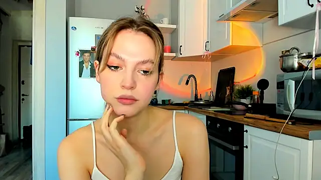 Snapshot of Niky__Jess chatting on 02.19.25 Niky Jess online show from 02.19.25