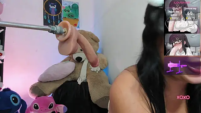 Lizz Tender online show from 04.24.26