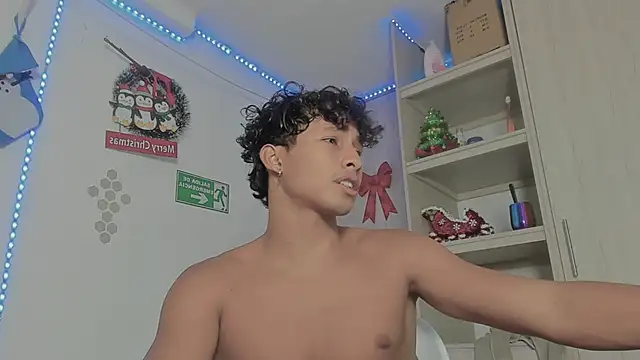 Snapshot of _diegsz_ chatting on 01.04.25 diegsz online show from 01.04.25