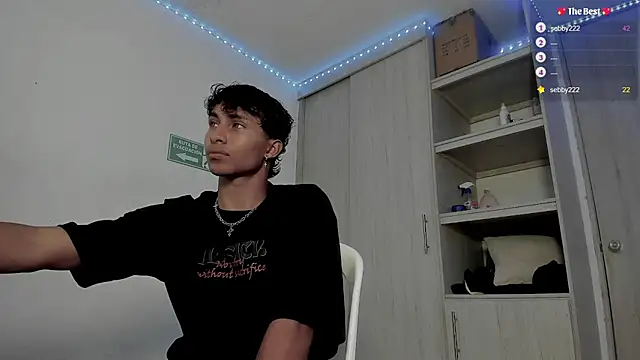 Snapshot of _diegsz_ chatting on 02.08.25 diegsz online show from 02.08.25