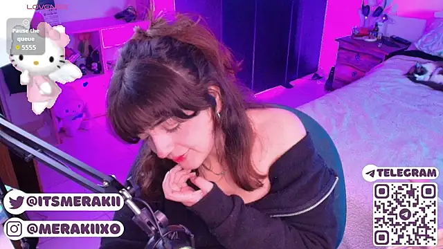 Snapshot of meraki_fraise chatting on 05.09.26 meraki fraise online show from 05.09.26