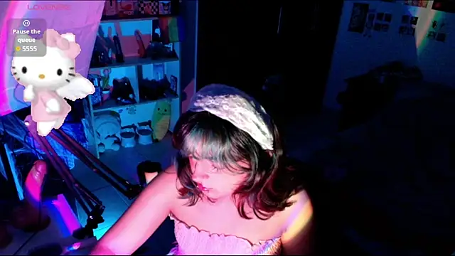 Snapshot of meraki_fraise chatting on 07.21.26 meraki fraise online show from 07.21.26