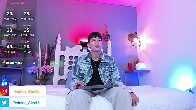 Twinkie-Alex18 online show from 02.27.25