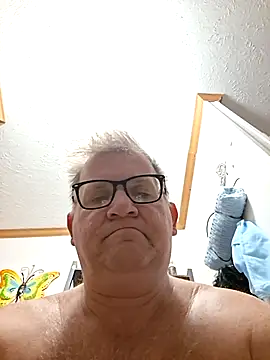 Snapshot of J83560Jason chatting on 11.04.25 J83560Jason online show from 11.04.25