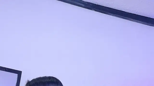 Skinny hottie18 online show from 06.03.26