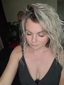 candy queeen online show from 06.18.26