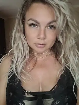 candy queeen online show from 06.29.26