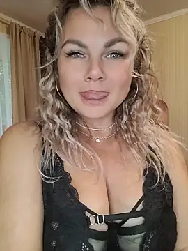 candy queeen online show from 07.02.26