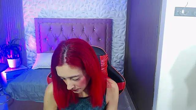 Snapshot of Ruby_Your_Milf chatting on 04.30.26 Ruby Your Milf online show from 04.30.26