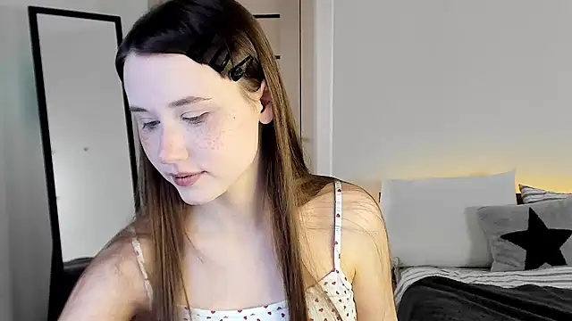 Stella Sunny online show from 02.17.26