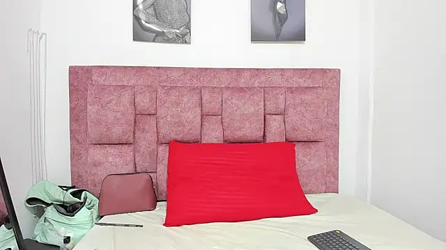 Snapshot of Ana_star_ chatting on 01.20.25 Ana star  online show from 01.20.25