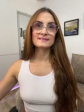 MiaaLoren online show from 06.09.26