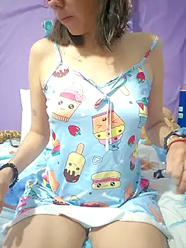 Snapshot of Lunababymylove chatting on 06.10.26 Lunababymylove online show from 06.10.26
