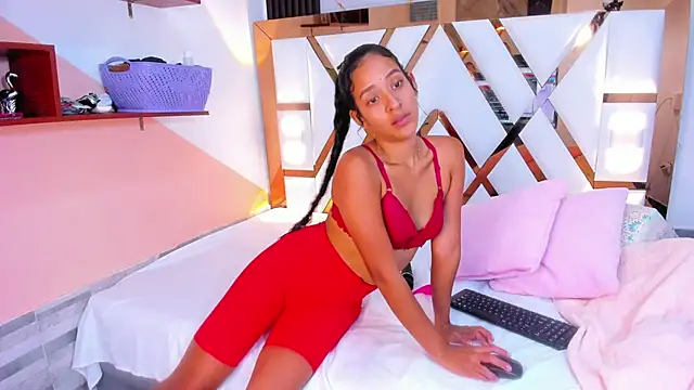 Snapshot of amberr_sweett69 chatting on 02.20.25 amberr sweett69 online show from 02.20.25