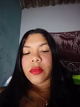 DIORA Latina online show from 07.05.26
