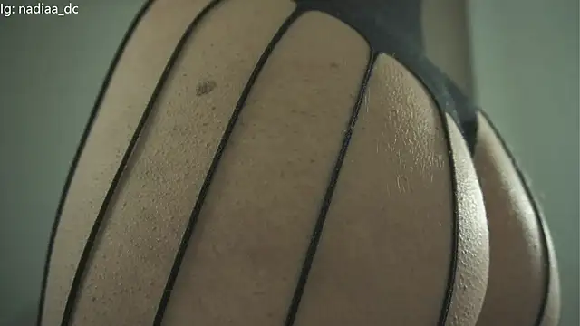 Snapshot of Nadiaa_ chatting on 11.20.25 Nadiaa online show from 11.20.25