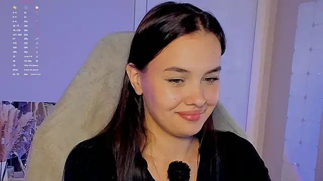 Snapshot of _Sweetie_ chatting on 10.09.25 Sweetie online show from 10.09.25