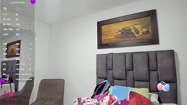 Vahiolet smith online show from 02.05.26