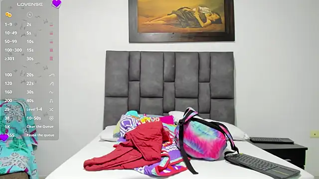 Vahiolet smith online show from 07.22.26