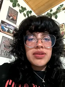 Snapshot of Fun_Everywhere chatting on 11.05.25 Fun Everywhere online show from 11.05.25