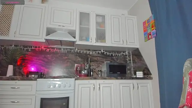 Snapshot of art_Jane chatting on 12.23.24 art Jane online show from 12.23.24