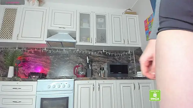 Snapshot of art_Jane chatting on 02.18.25 art Jane online show from 02.18.25