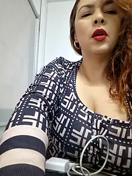 Snapshot of doctora-danna chatting on 02.11.25 doctora-danna online show from 02.11.25