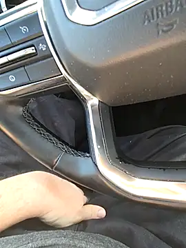 Snapshot of tahngarthm chatting on 02.24.26 tahngarthm online show from 02.24.26