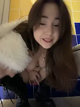 Snapshot of Peachy_Dream chatting on 02.12.25 Peachy Dream online show from 02.12.25