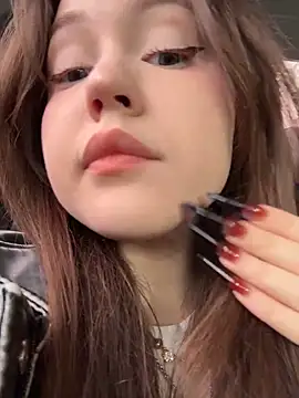 Peachy Dream online show from 03.04.26