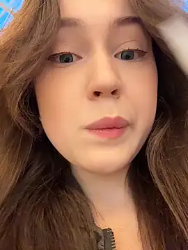 Peachy Dream online show from 04.17.26