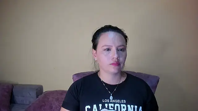lauraguzman online show from 03.25.26