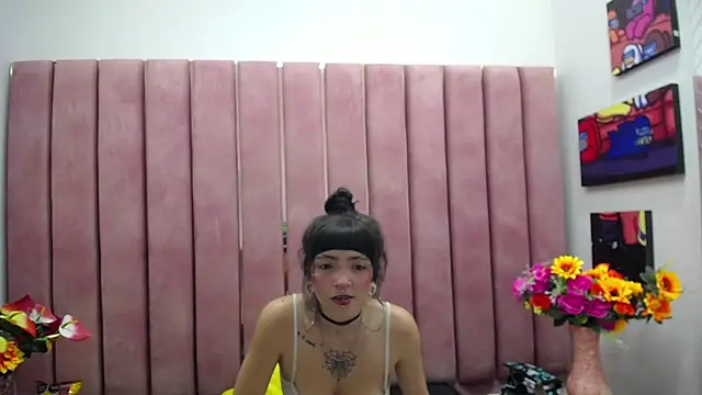 Samantha Smiith online show from 12.14.24