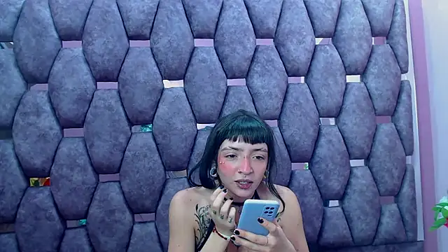 Samantha Smiith online show from 02.26.25