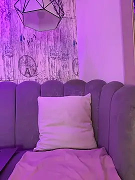 AbyThompson online show from 02.22.26