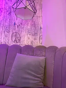 AbyThompson online show from 06.08.26