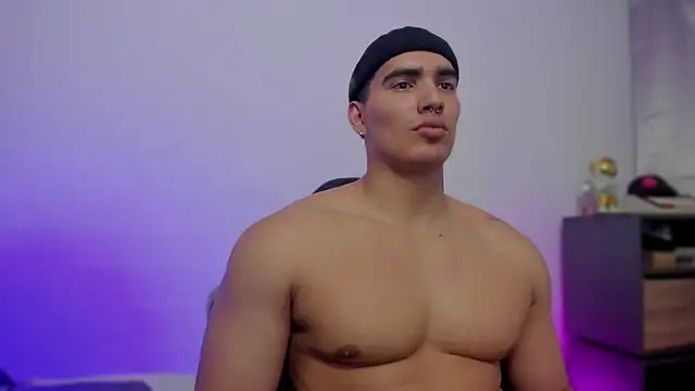 Snapshot of JamesGraay chatting on 02.12.26 JamesGraay online show from 02.12.26