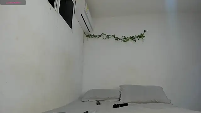 Snapshot of ashley_lemus chatting on 05.02.26 ashley lemus online show from 05.02.26
