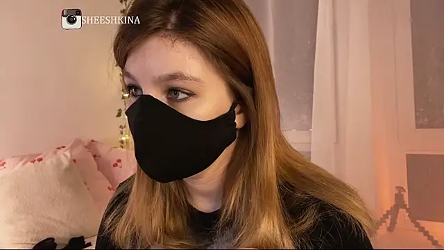Snapshot of somejgirl chatting on 02.01.25 somejgirl online show from 02.01.25