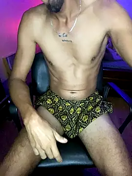 Snapshot of IMD01 chatting on 10.04.25 IMD01 online show from 10.04.25