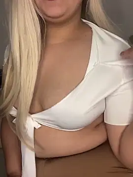 yassminsexy22 online show from 05.01.26