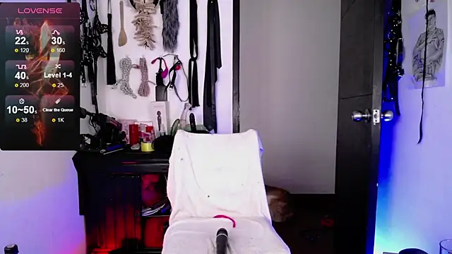 akinoro  online show from 01.18.25