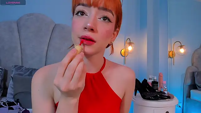 Snapshot of sweeet_peach chatting on 02.06.25 sweeet peach online show from 02.06.25