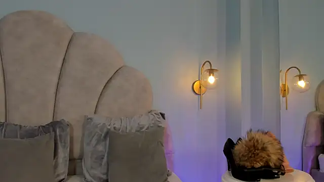 Snapshot of sweeet_peach chatting on 02.26.25 sweeet peach online show from 02.26.25