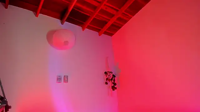 Snapshot of sweeet_peach chatting on 01.10.26 sweeet peach online show from 01.10.26